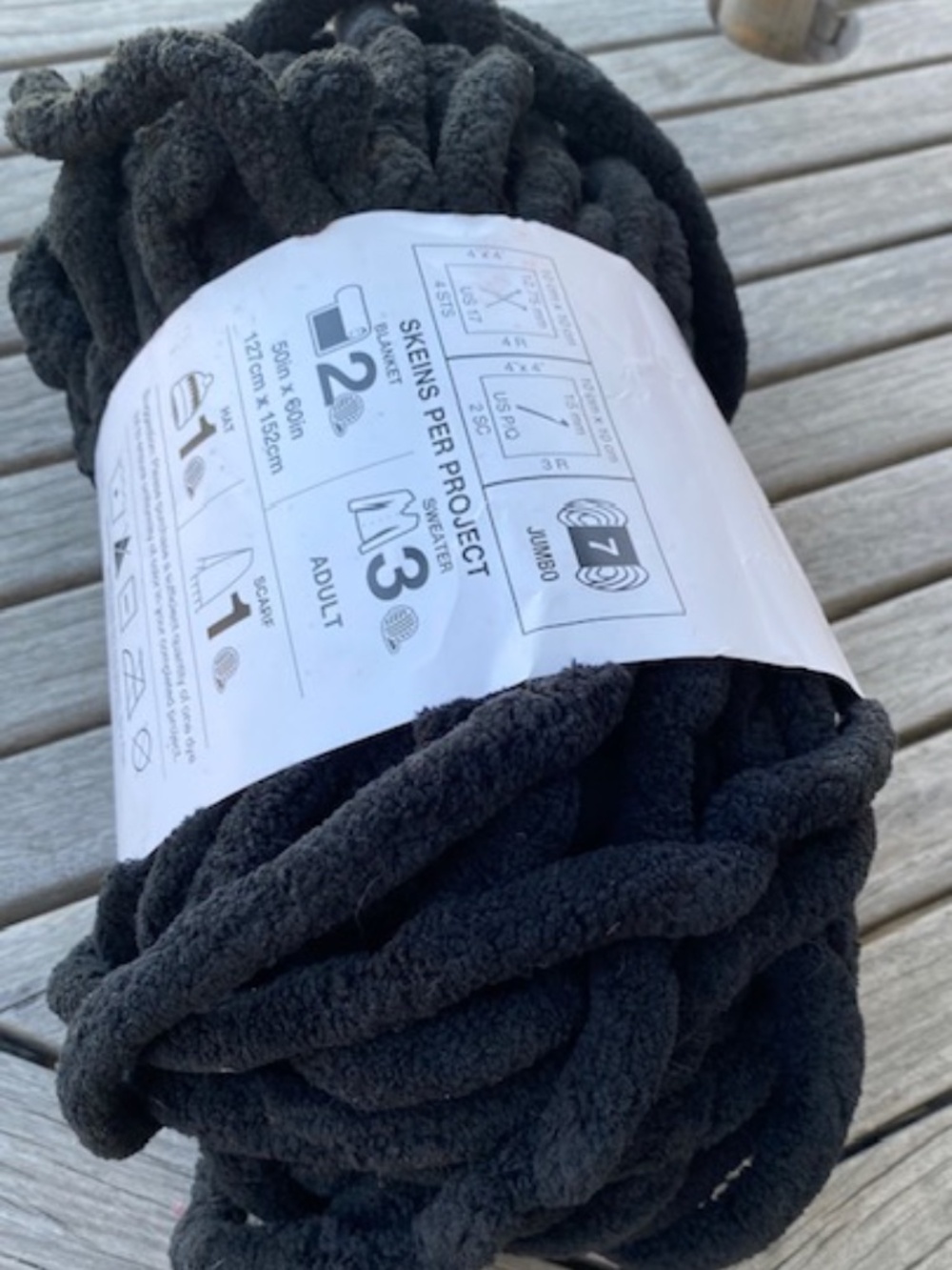 Big Twist Plush Jumbo Black Yarn, 36 yd, 10.58 oz - Picture 5 of 6